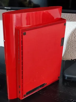 PS3 Super Slim Edic. Roja IMPECABLE