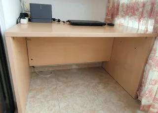 Mesa de escritorio madera