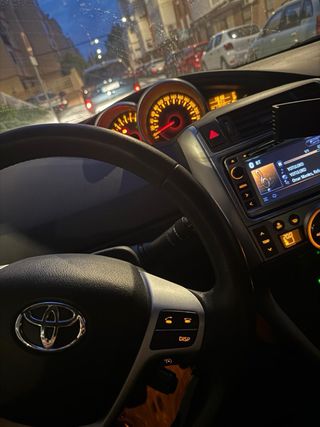 Toyota Verso 2012
