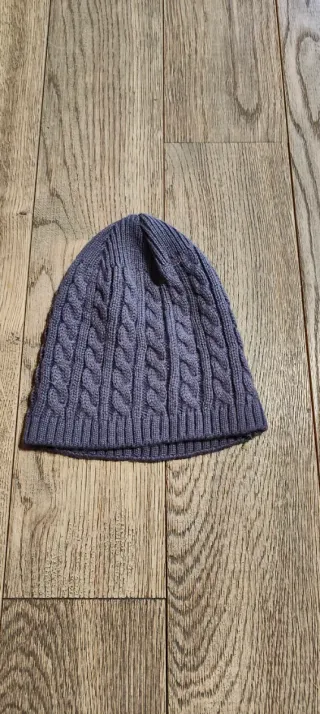 Berretto viola invernale da ragazza