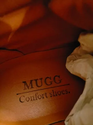 Botas de ante marrones