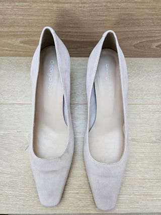 Zapatos de tacón beige/gris talla 39