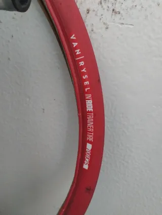 Rodillo Tacx para Bicicleta + cubierta para rueda