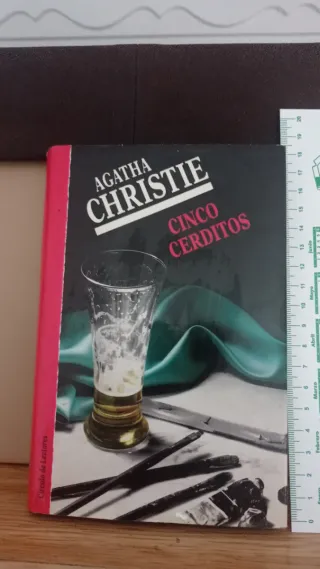 Libro de bolsillo. Tapa dura