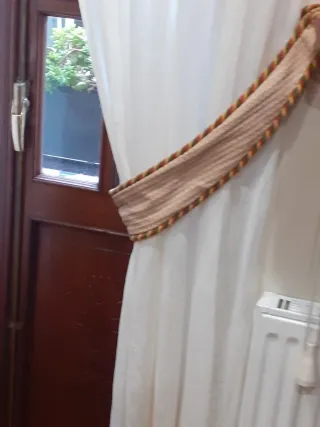 2 Abrazaderas de cortina