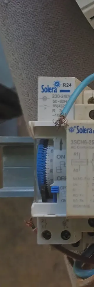 Solera R24 Interruptor Horario