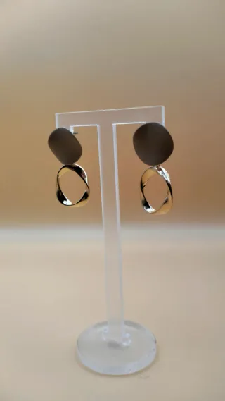 Pendientes mujer dorados y marrón modernos