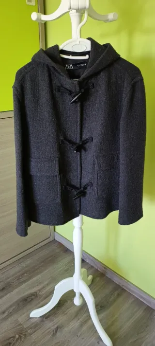 Abrigo corto Zara lana gris, talla como una S