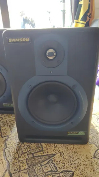 Altavoces Samson Resolv 65a