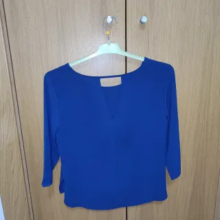 Blusa azul media manga – Lefties talla S