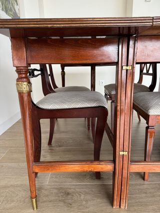 Mesa de comedor madera. SOLO RECOGIDA