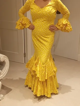 Traje Flamenca  Amarillo Lunares