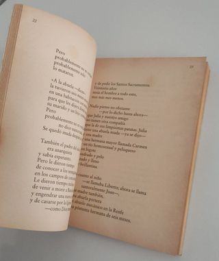 LIBRO POESÍA IMPURA, IVÁN TUBAU