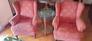 2 Sillones Orejeros Tela Rosa y Dorado