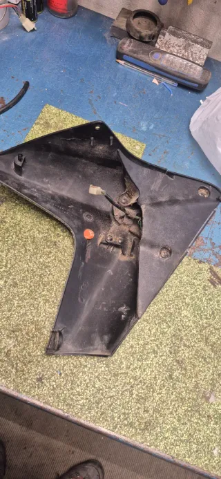 Carenado delantero izquierdo KAWASAKI ER6N