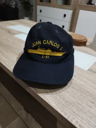 Gorras militares y de marina