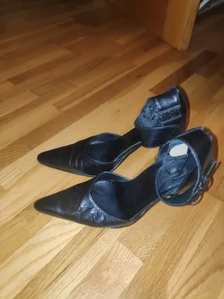 Zapatos de tacón Bata negros