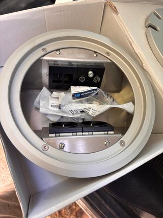 Caja de conexiones de suelo profesional Mod 9904A