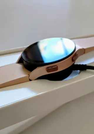 Samsung Galaxy Watch4 Rosa Dorado + Caja original