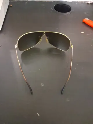 Gafas de sol Ray-Ban doradas