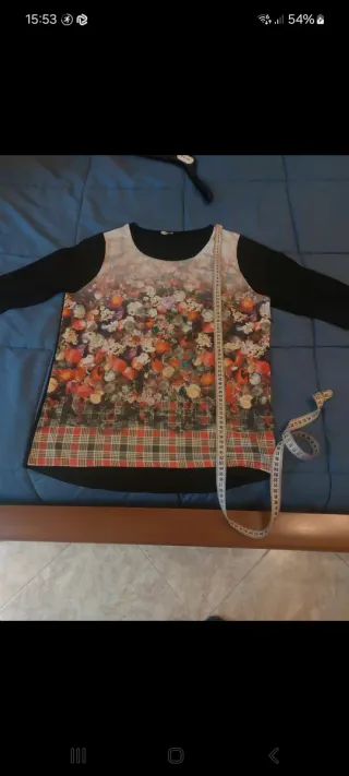 Maglia maniche 3/4 fantasia floreale