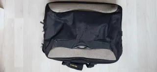 Maletín portátil Targus grande