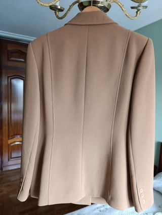 Traje Beige Oscuro Talla 48