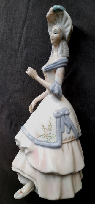 Figura Dama Porcelana Esmaltada 1969