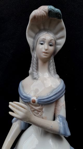 Figura Dama Porcelana Esmaltada 1969