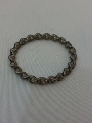 Conjunto 4 pulseras plateadas