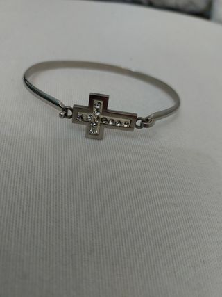 Conjunto 4 pulseras plateadas