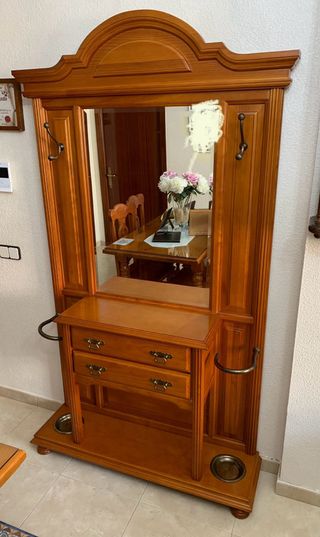 Mueble recibidor con espejo y cajones