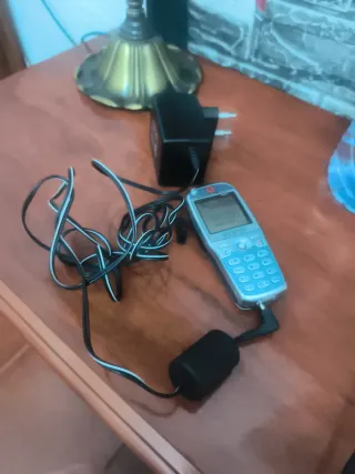 Telefono vintage Alcatel OT 735 grigio