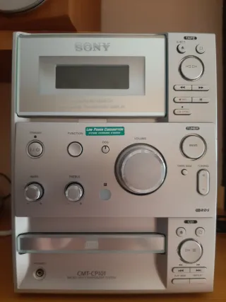 Mini cadena Sony CMT-CP101 Plata