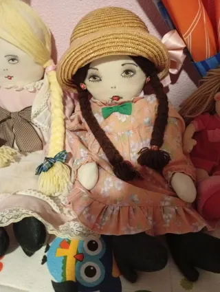 Lote de 4 muñecas de trapo