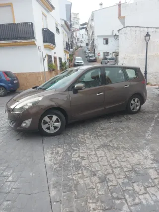 Renault Grand Scenic 2010