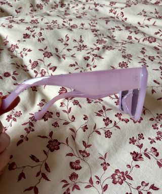 Gafas de sol vintage lila