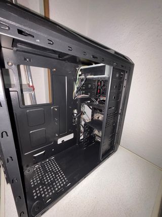 Torre PC NOX Negra y Roja