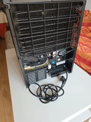 Vinoteca Cecotec 12 botellas