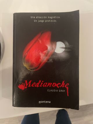 Medianoche (Medianoche 1) (Spanish Edition)