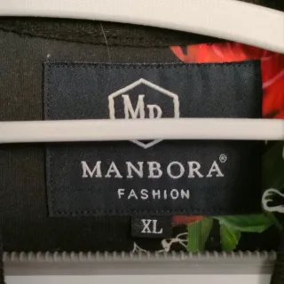 Chaqueta Bomber MANBORA Negra con Rosas