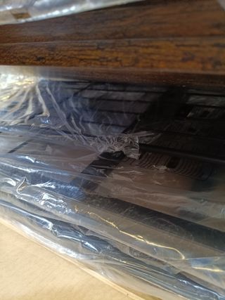 VASAGLE Estantería de Cocina, Soporte para Panadería, Isla de Cocina con Tira Magnética de Cuchillo, Cesta de Alambre, Soporte de Papel, 12 Ganchos, Marrón Rústico y Negro KKS026B01