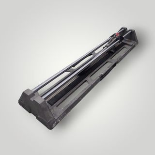 CORTADORA DE AZULEJOS BELLOTA 60-RC + MALETIN