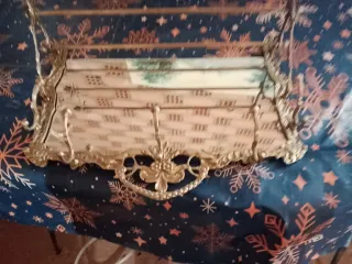 Colgador de cobre con espejo