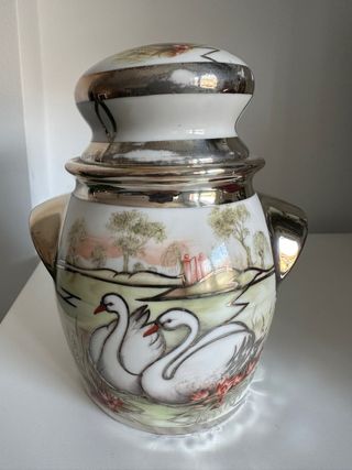 Jarrón Porcelana Bohemia Cisnes Paisaje
