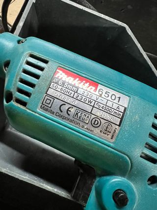 Taladro, caladora y sierra de sable