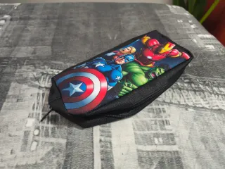 Mochila, bandolera y estuche Vengadores