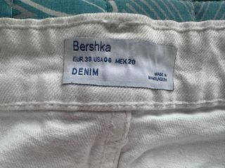 Falda vaquera Bershka blanca