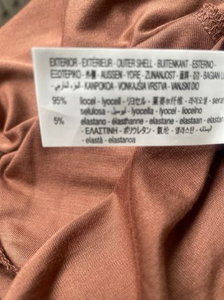 Top de encaje rosa y blanco