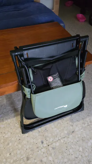 Silla de comer bebé plegable - Como nueva